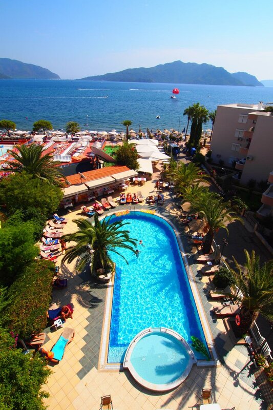 Гостиница Romance Beach Hotel в Мармарисе