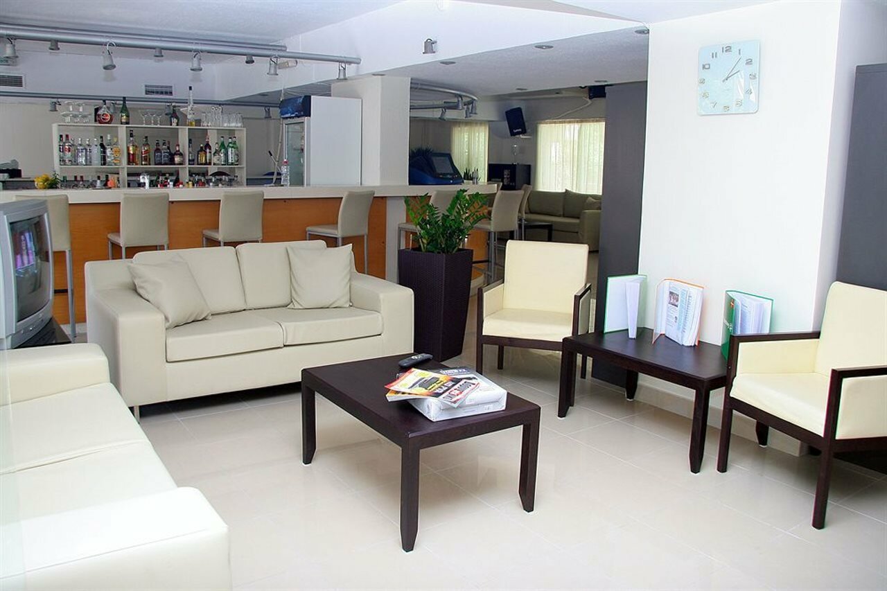 Фото Michel Apartments