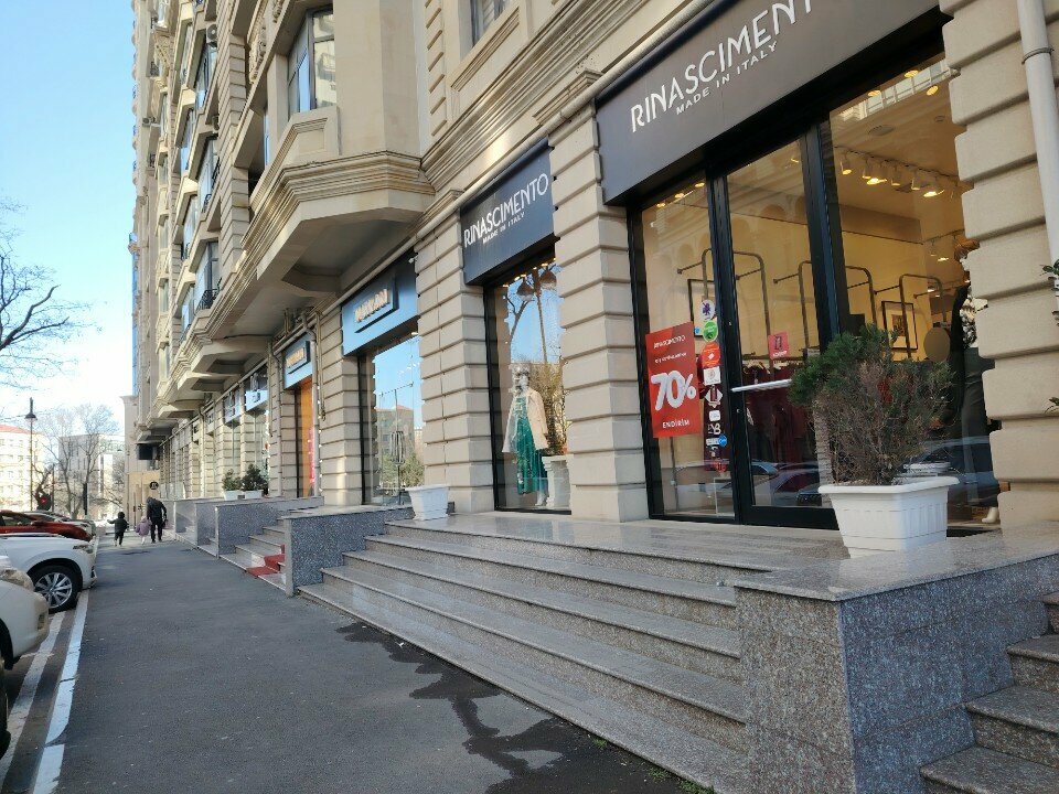 Clothing store Rinascimento, Baku, photo