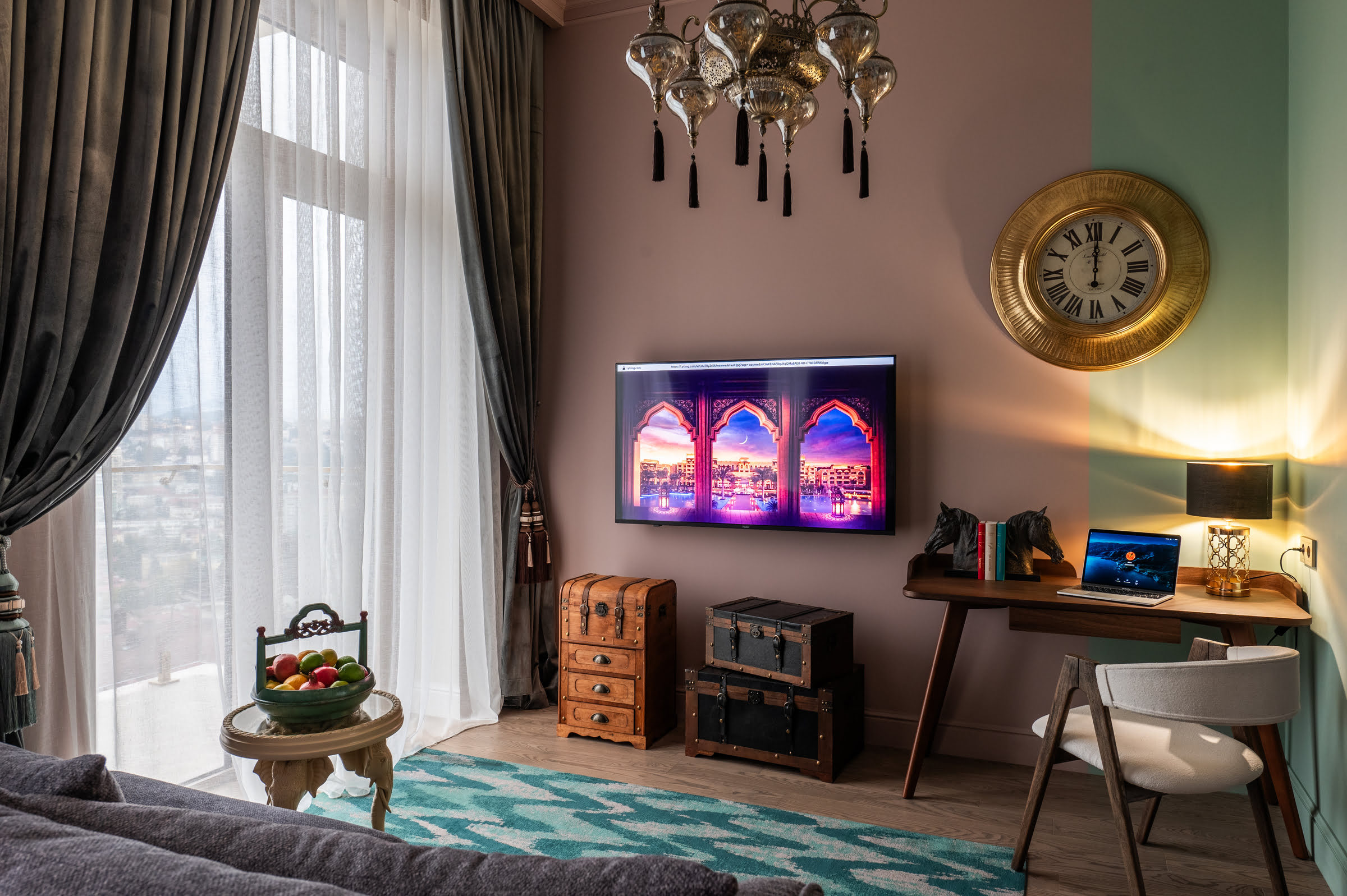 Фото отеля 1