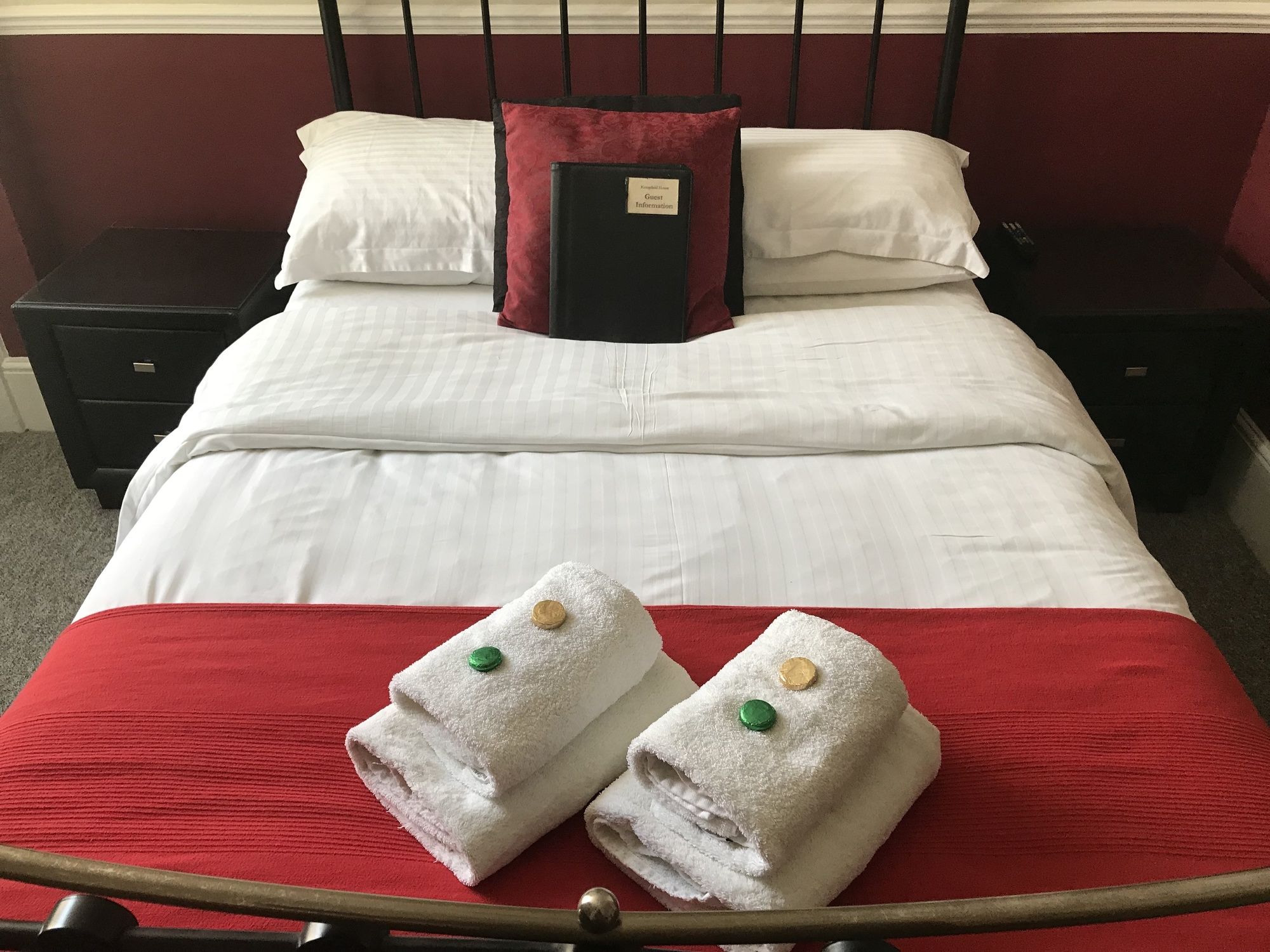 Фото Kempfield House Hotel