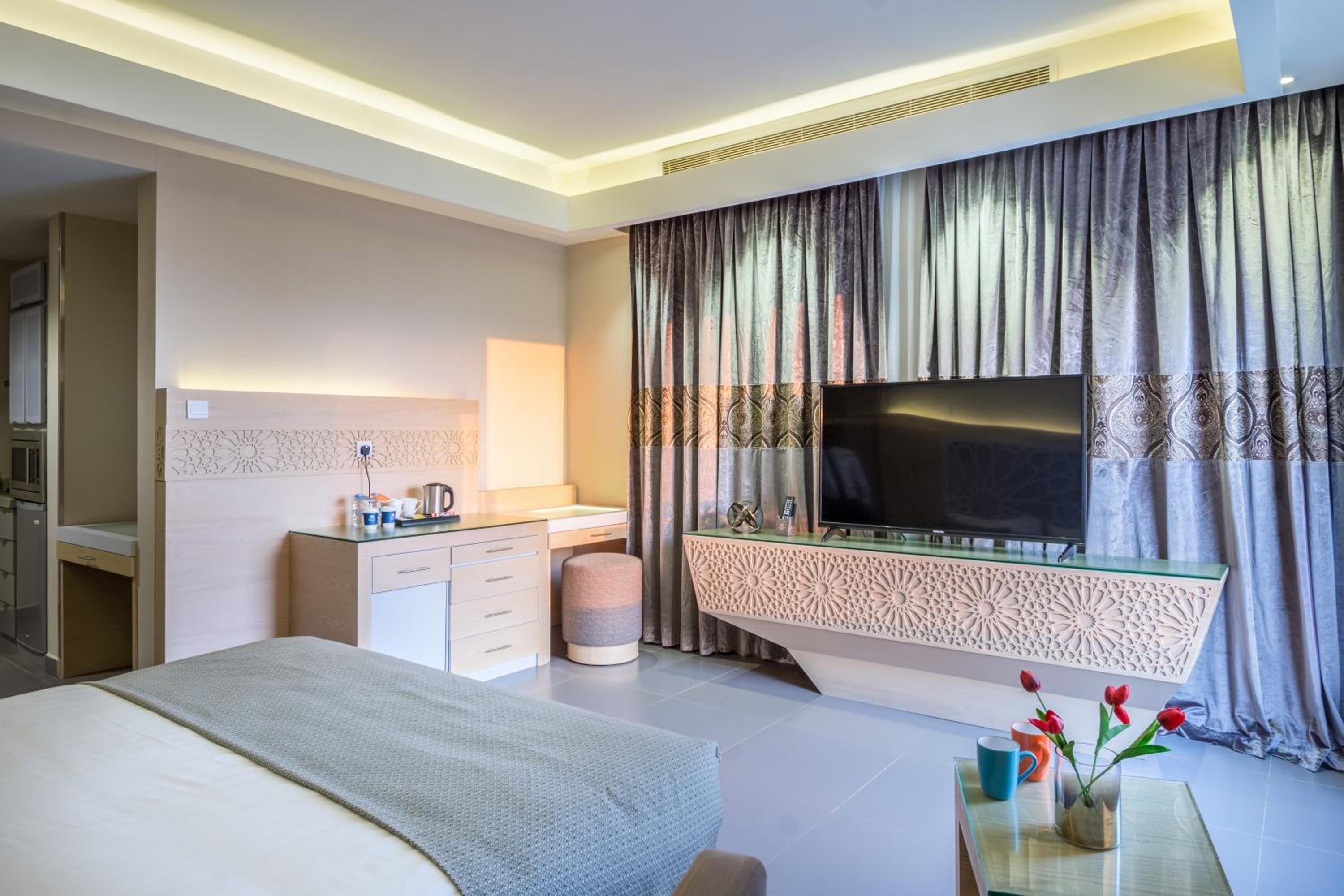 Фото Ewaa Express Hotel - Al hamra