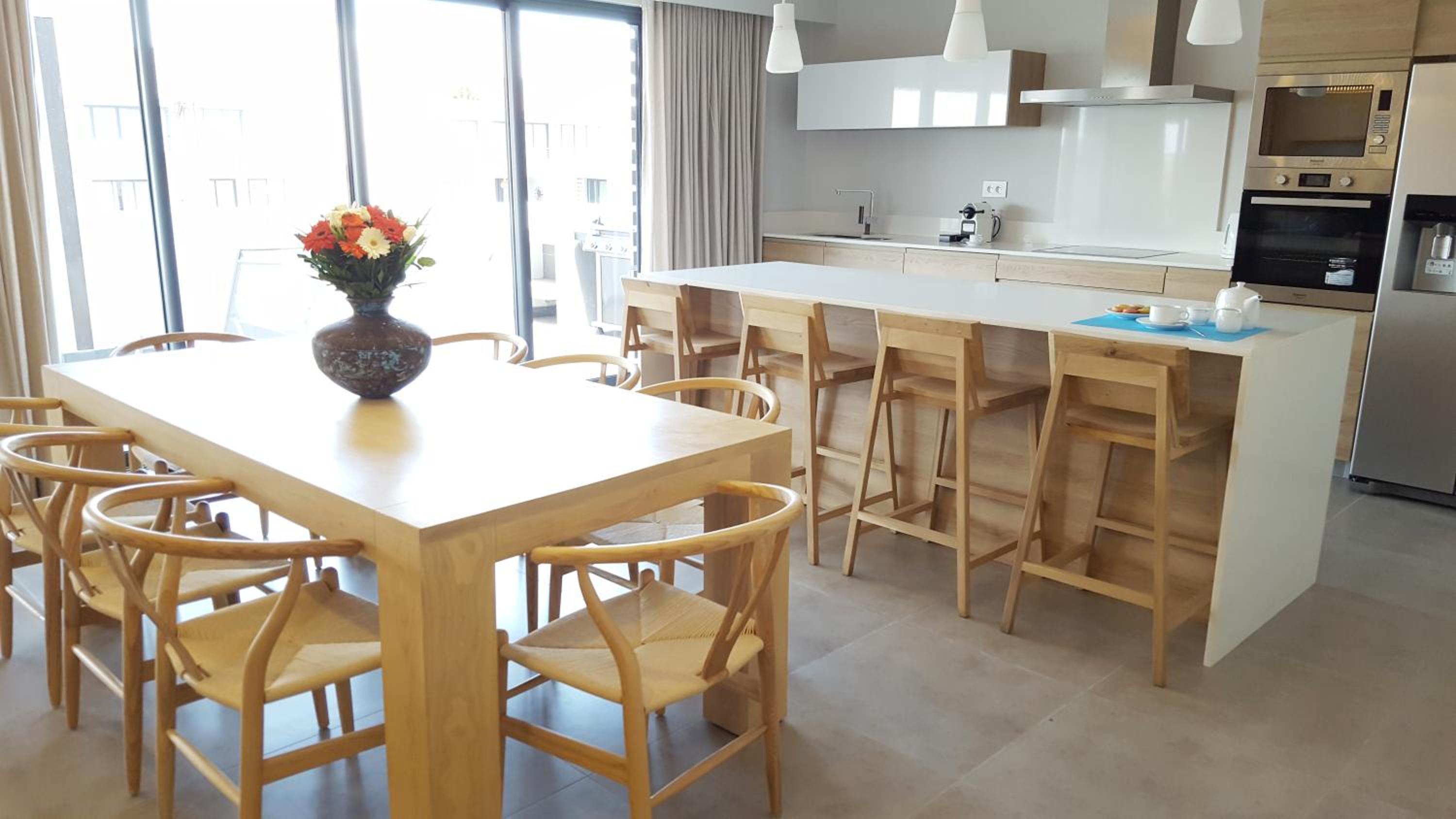 Фото Choisy Les Bains with Lov