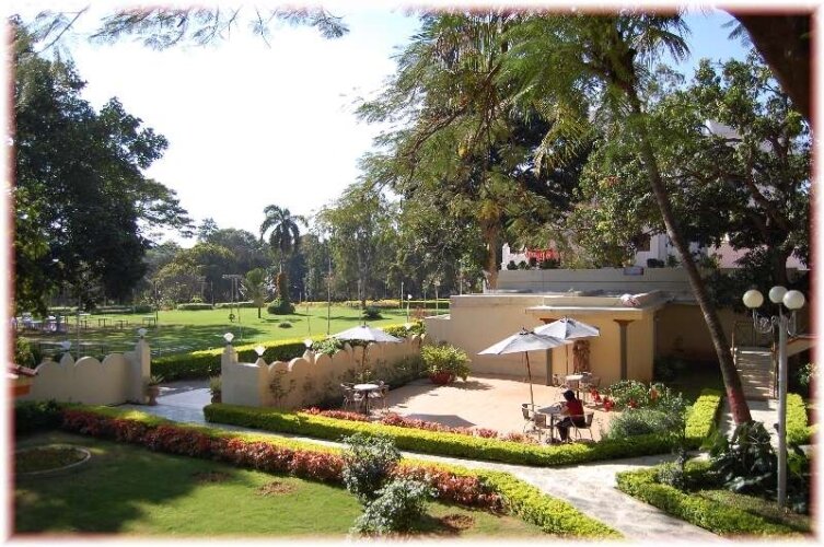 Фото Отель Jayamahal Palace