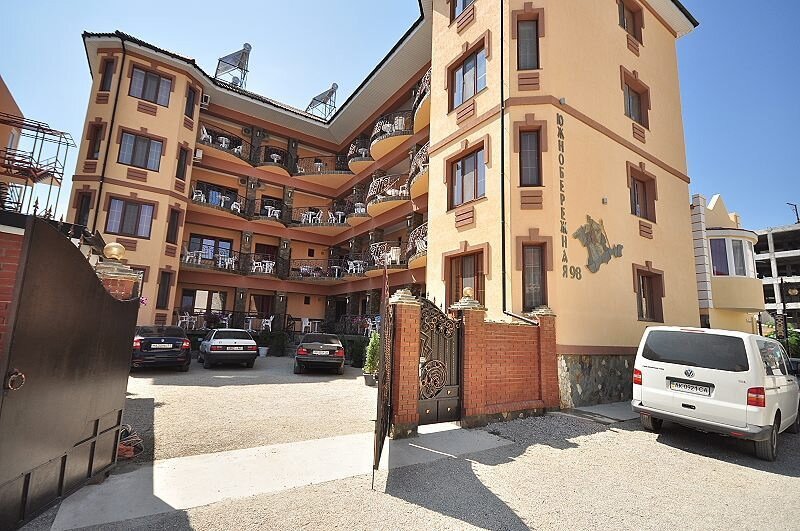 Фото отеля 1