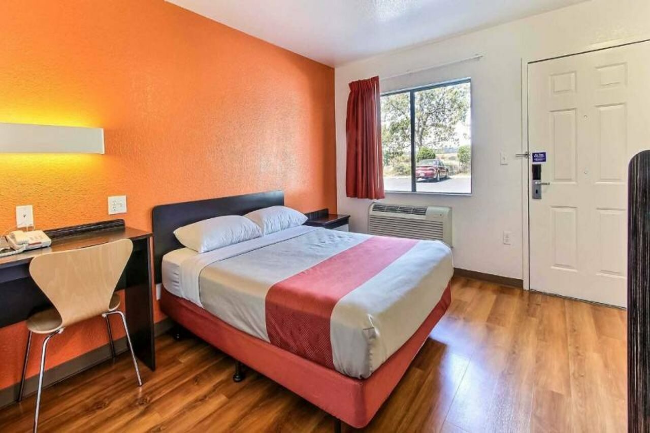 Фото Motel 6 Watsonville - Monterey Area