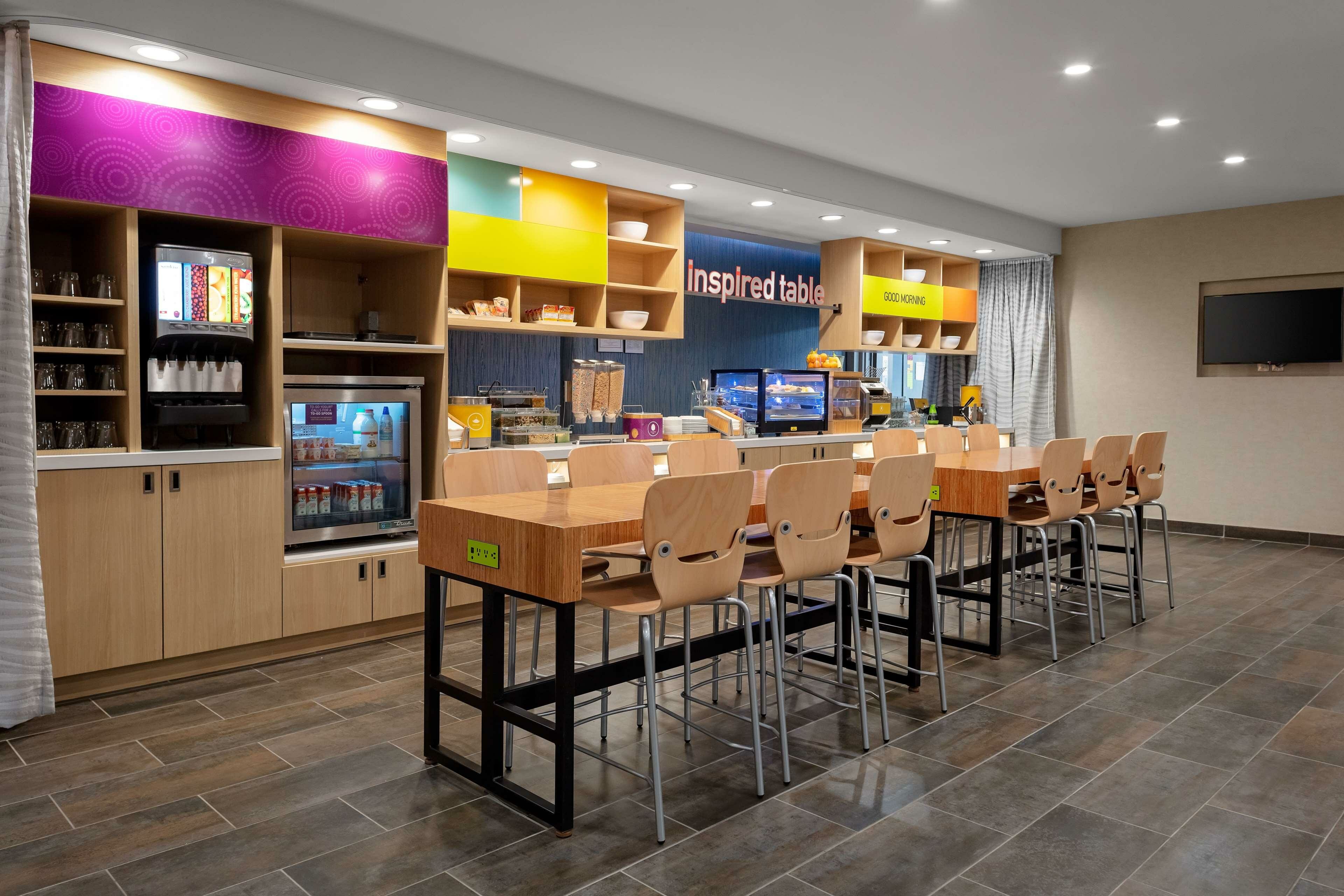 Фото Home2 Suites by Hilton Valdosta