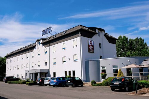 Гостиница Aero44 Hotel Charleroi Airport в Шарлеруа