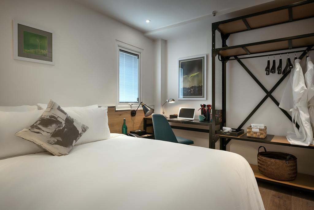 Фото C Central Hotel