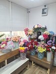 Семицветик (Privokzalnaya Square, 5/2) ، محل زهور