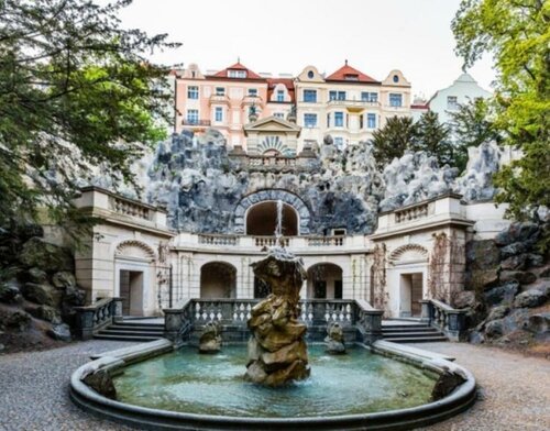 Гостиница Hotel Claris в Праге