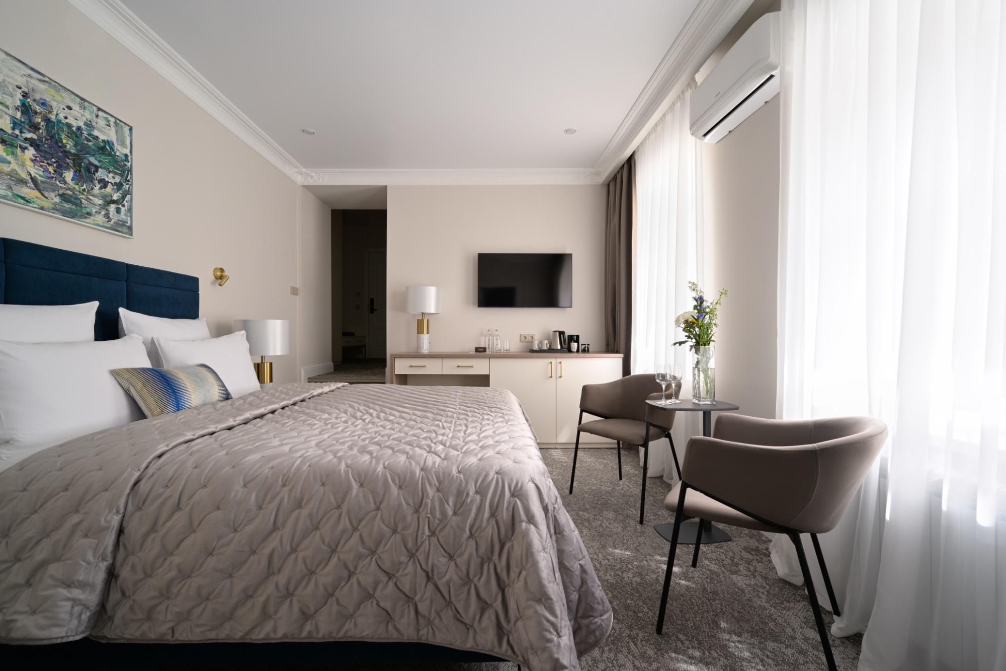 Фото отеля 2