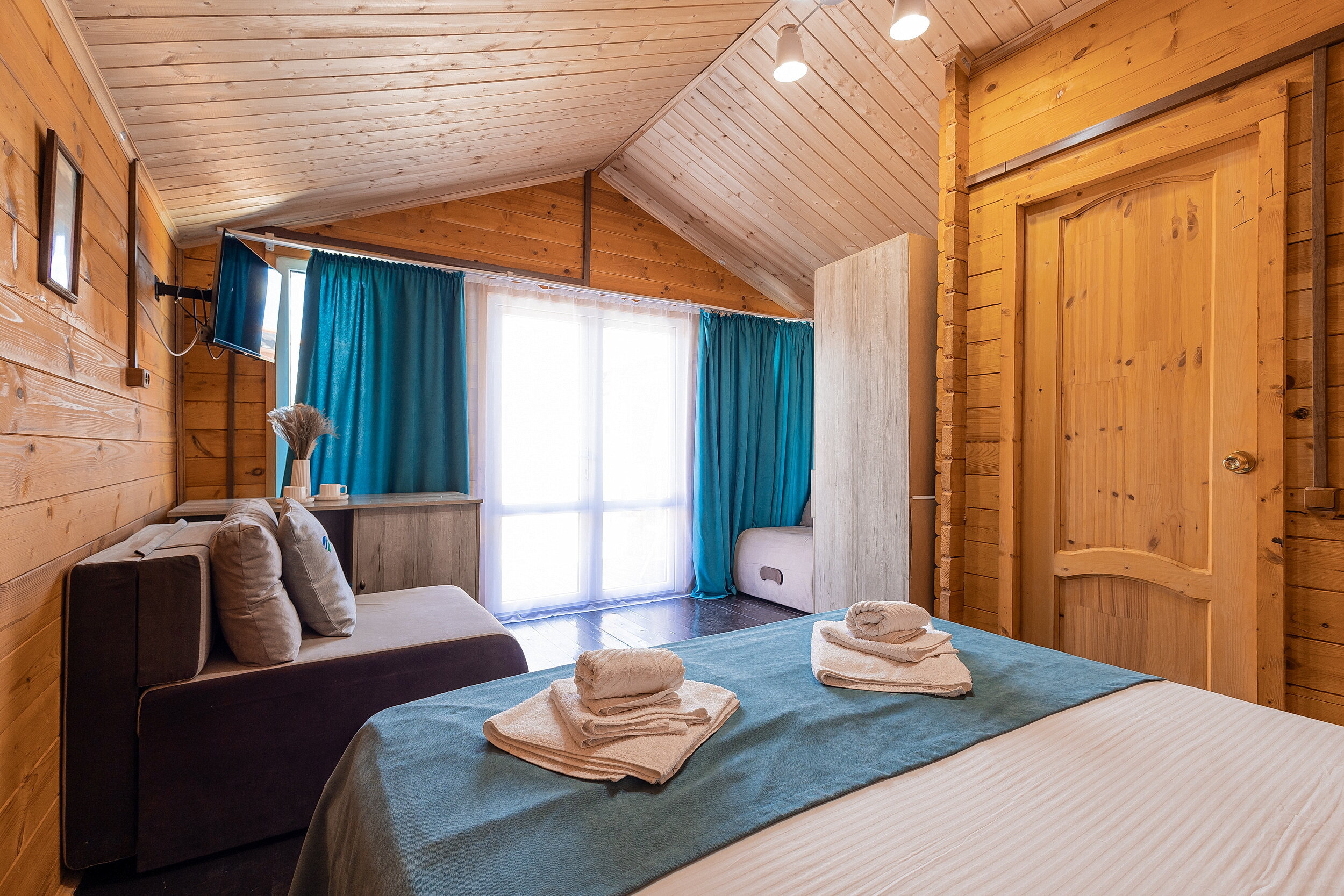 Фото Уютный Дворик