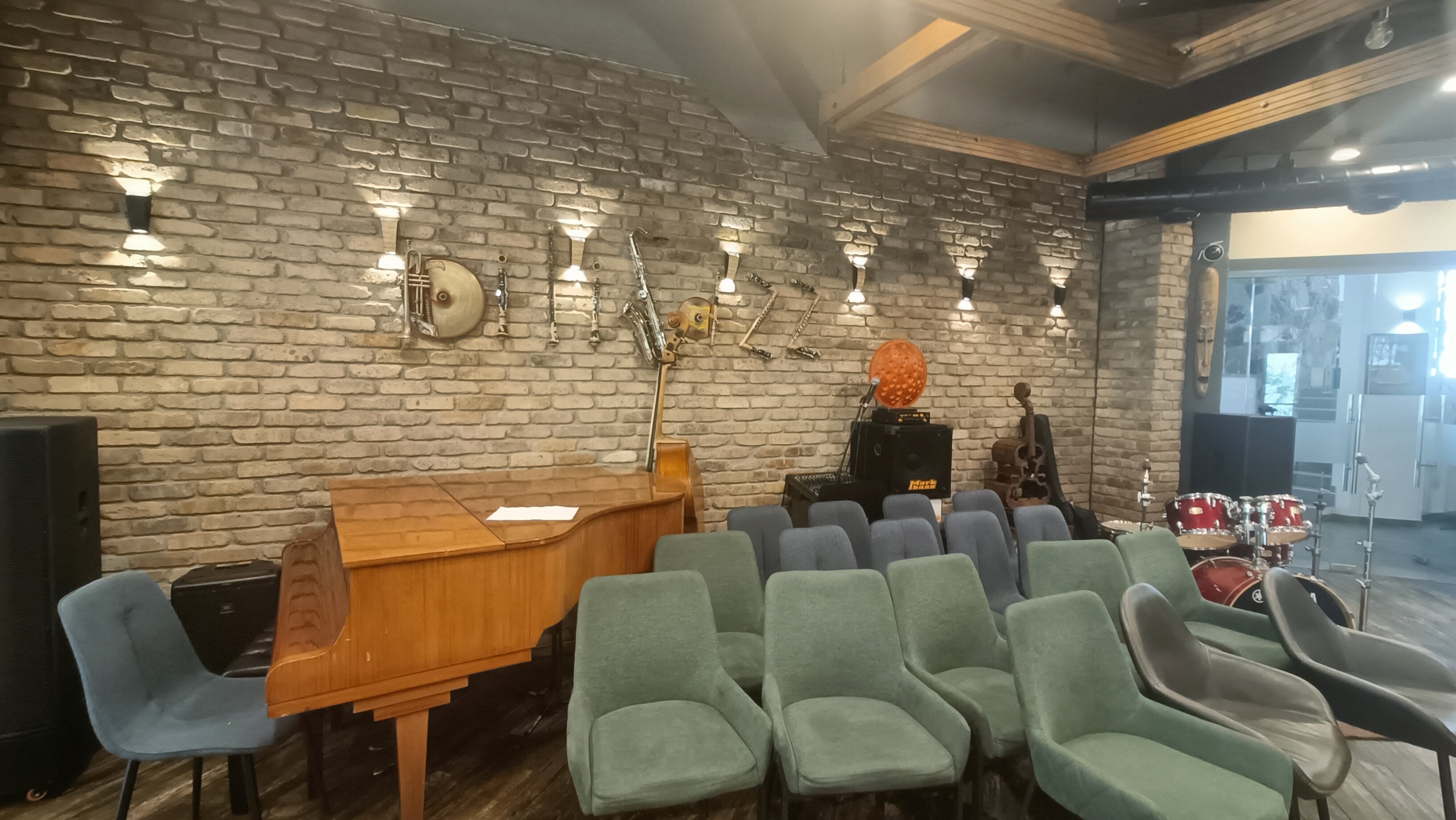 Фото Дилиджазз