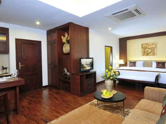 Фото Salana Boutique Hotel