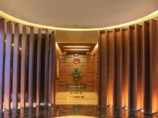 Фото Luxent Hotel