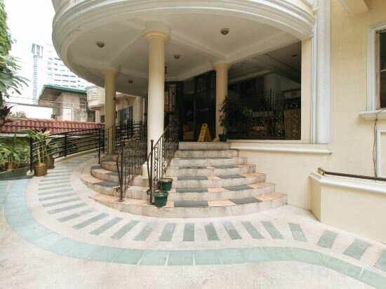 Фото Casa Micarosa Hotel and Residences by RedDoorz