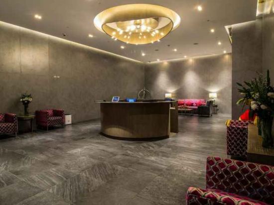 Фото The Mini Suites Eton Tower Makati