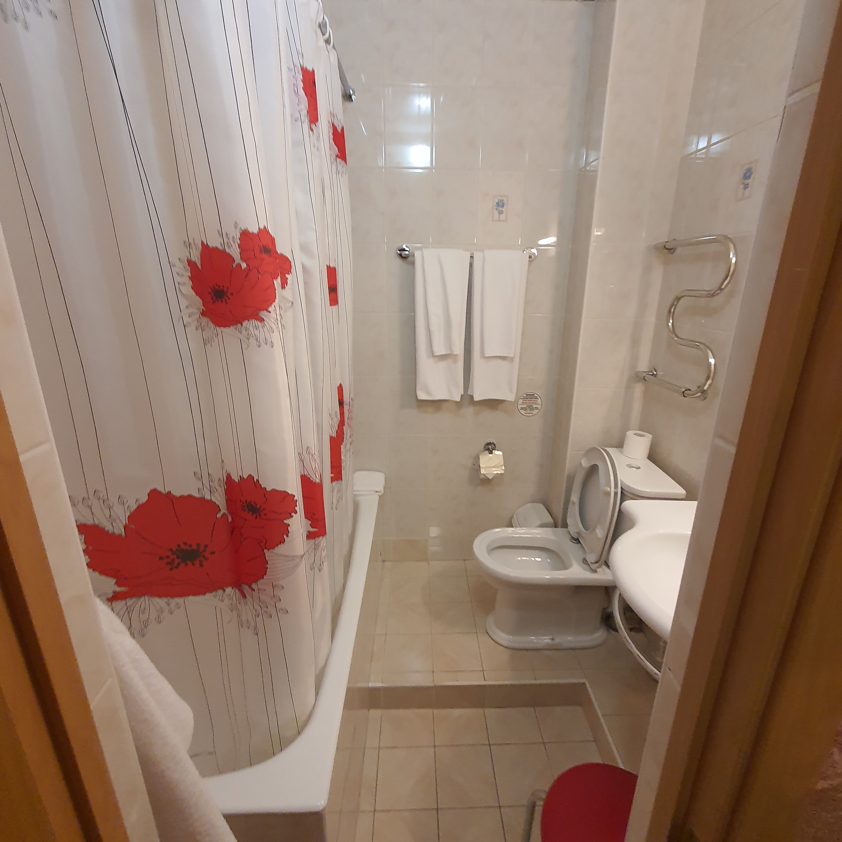 Фото Август