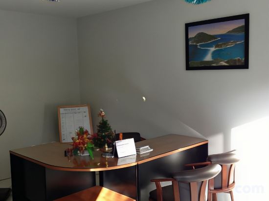 Фото Phuket Airport Inn