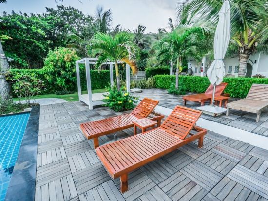 Фото Sanae Beach Club