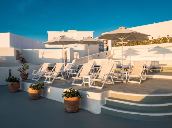 Фото Pantelia Suites