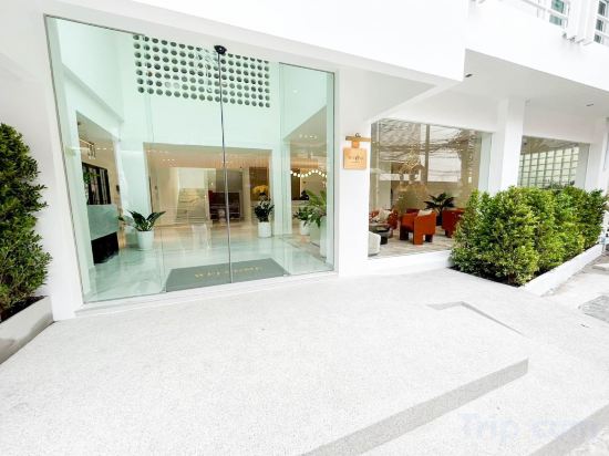 Фото Bay Breeze Hotel Pattaya