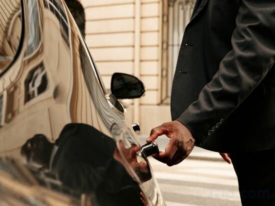 Фото HighStay - Champs Elysées - Serviced Apartments