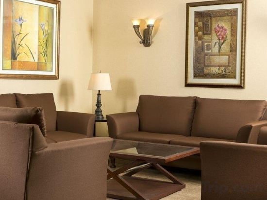 Фото Hilton Montreal Laval