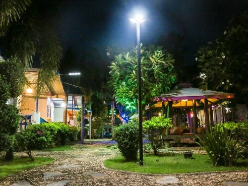 Отель The Light House Resort - Kohlarn