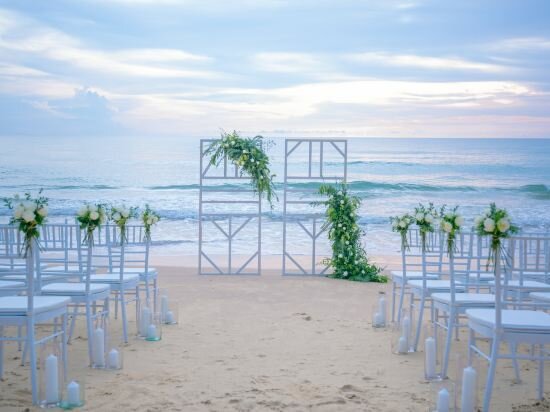 Фото Baba Beach Club Natai