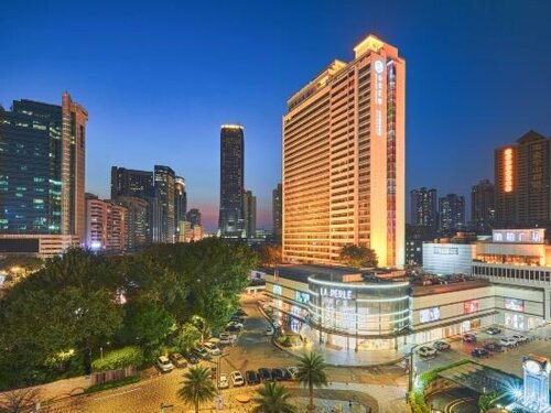 Внешний вид отеля Baiyun Hotel Guangzhou в Гуанчжоу, фото 3