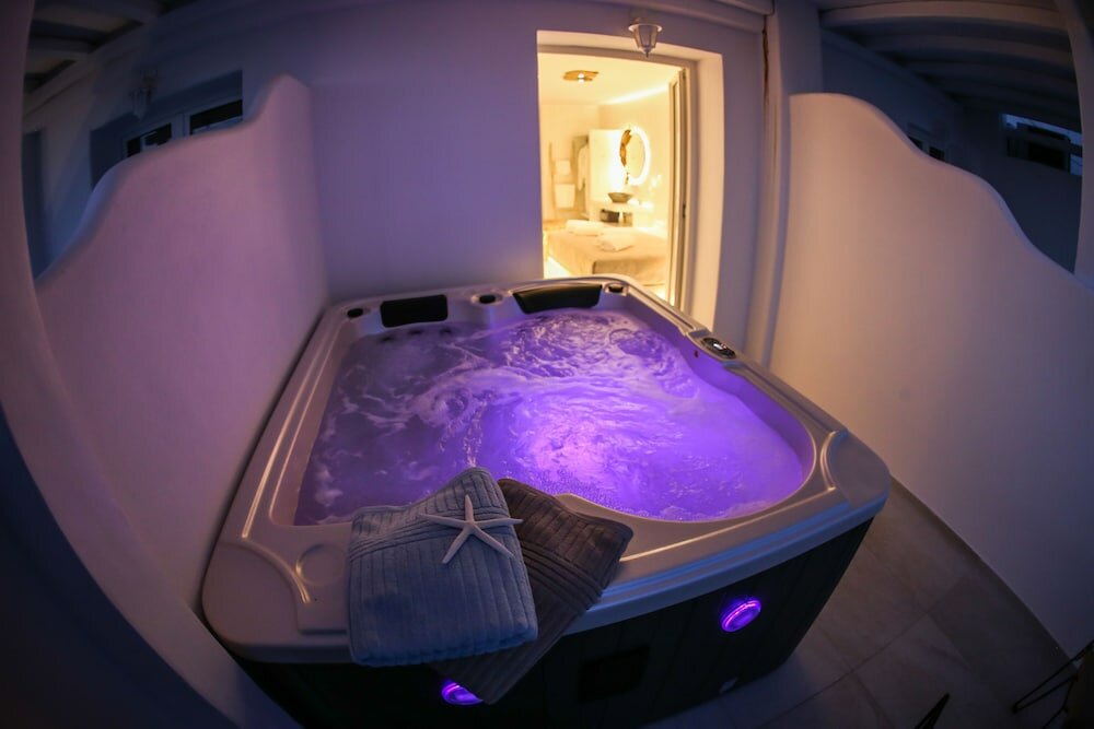 Фото Villa Elina Suites And More