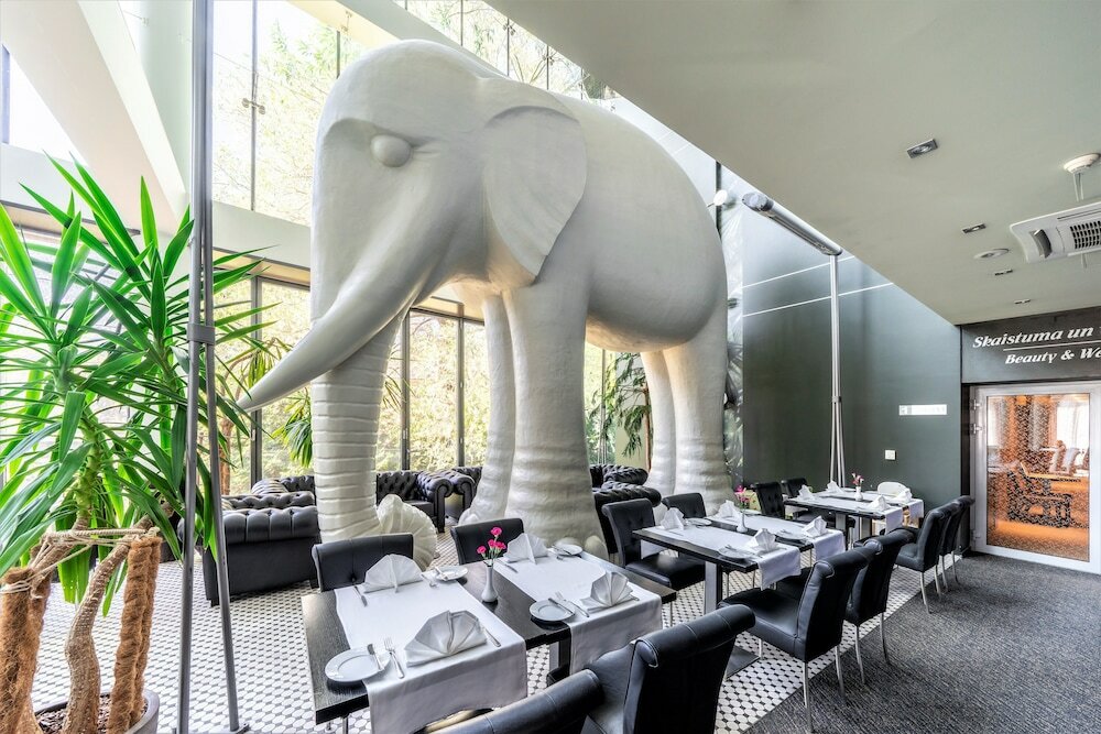 Фото Rixwell Elefant Hotel