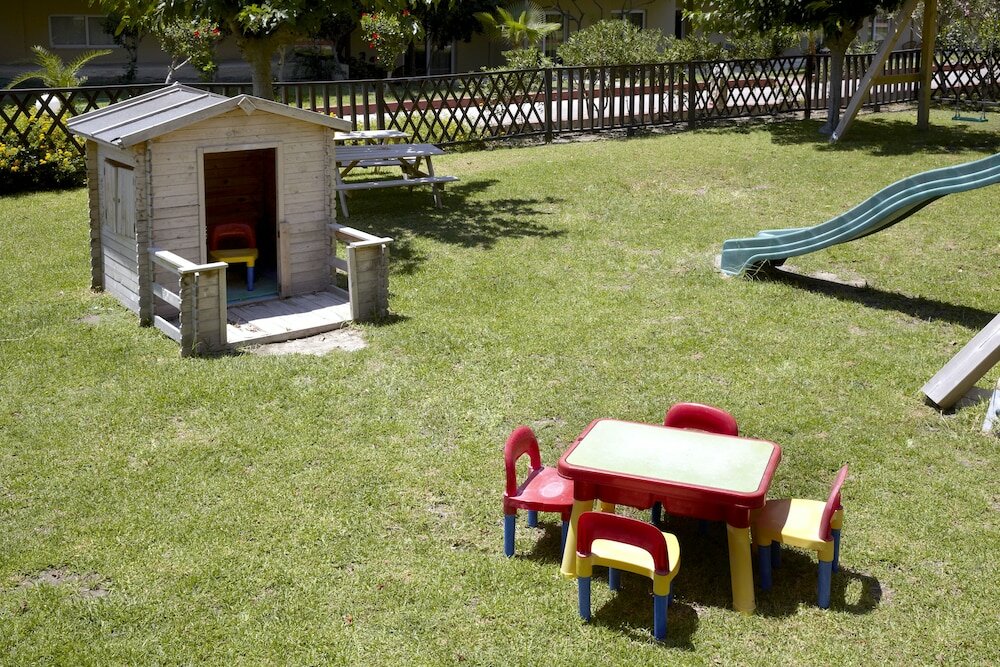 Фото Sunshine Rhodes