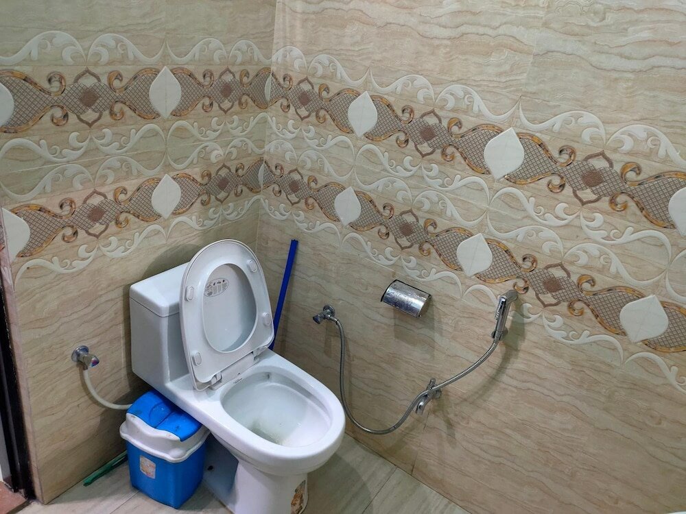 Фото Hotel Devbhoomi Inn