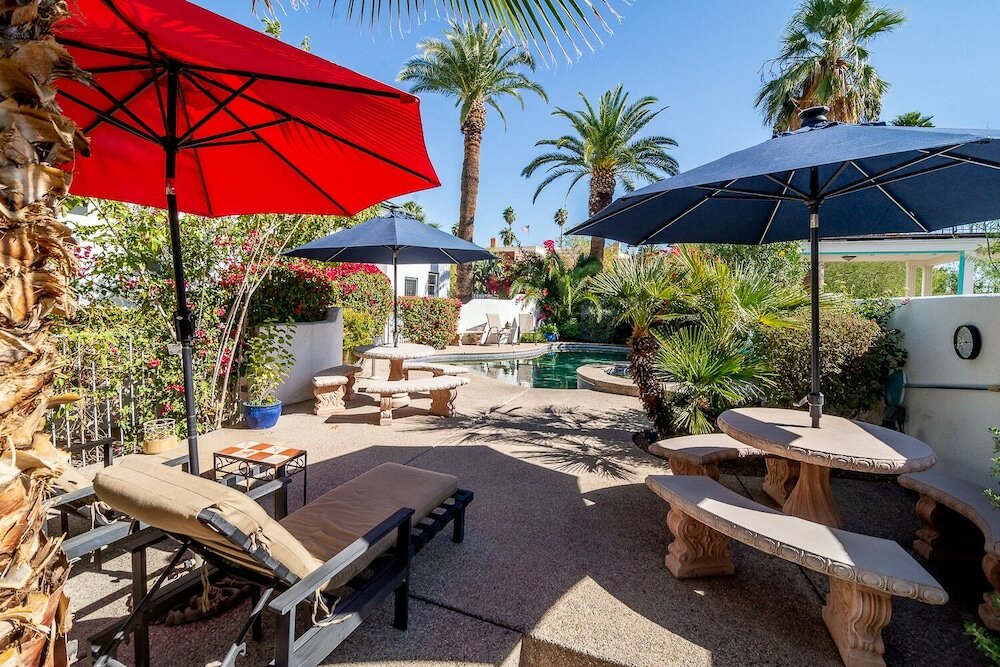 Фото The Blenman Inn