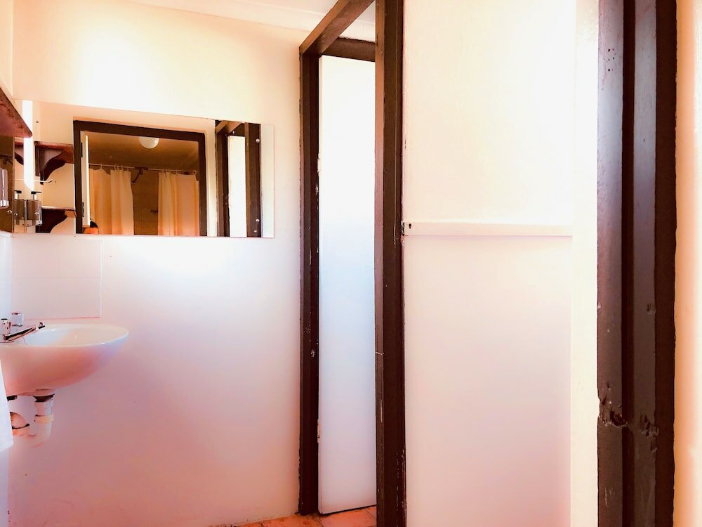 Фото Selborne Bed and Breakfast