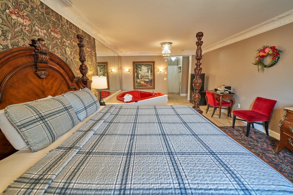 Фото Hyannis Plaza Hotel