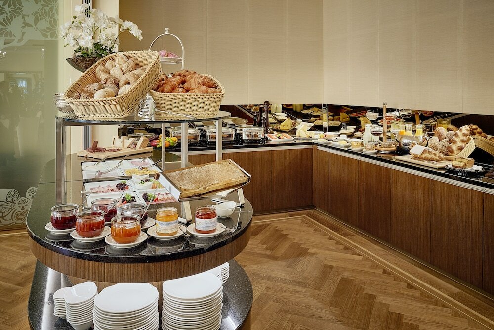 Фото Hotel Eden Spiez