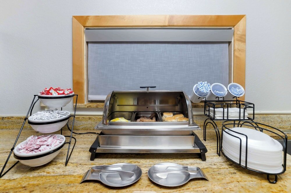 Фото Comfort Inn Asheville Airport