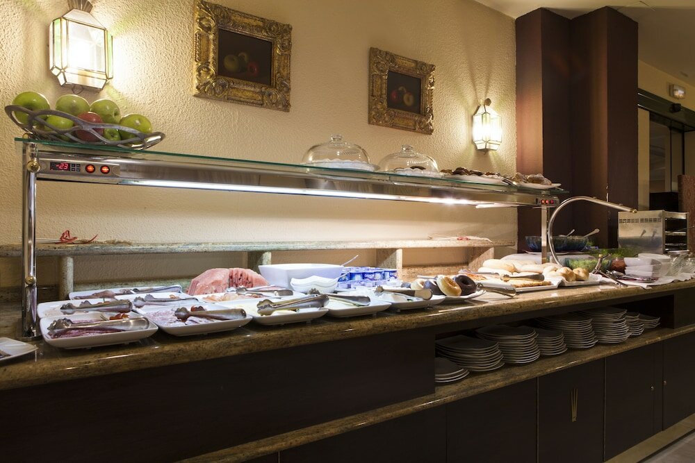 Фото Hotel Cervantes