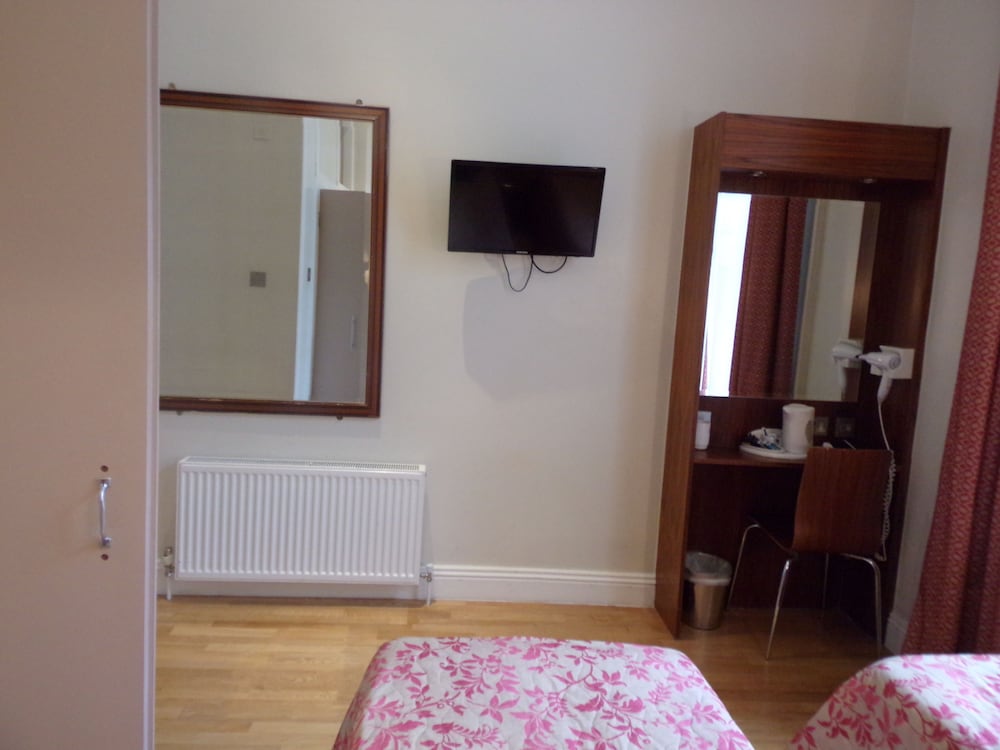 Фото Wedgewood Hotel