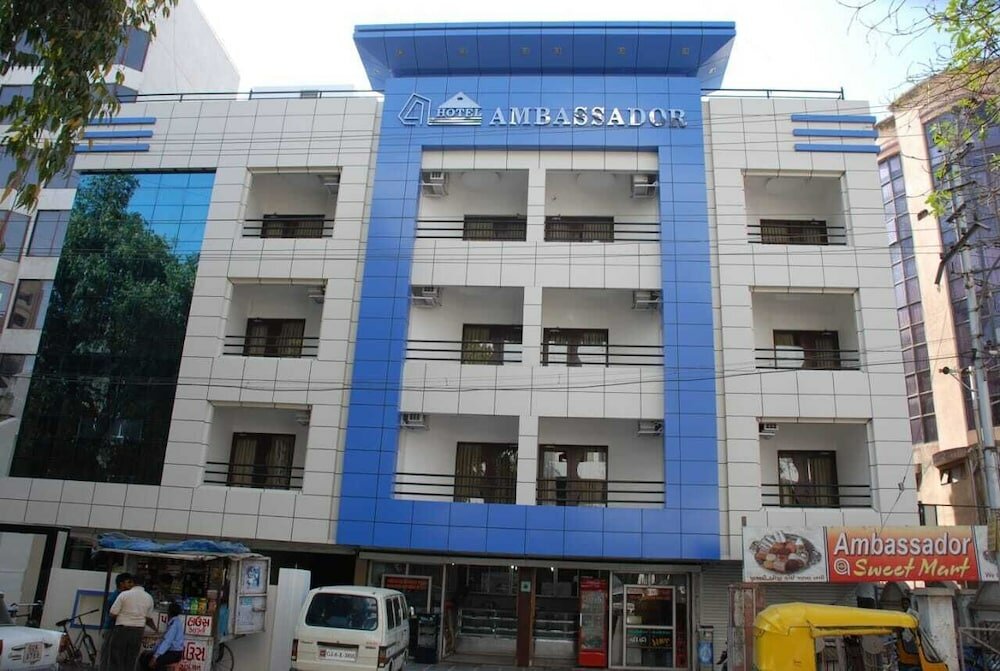 Фото отеля 1