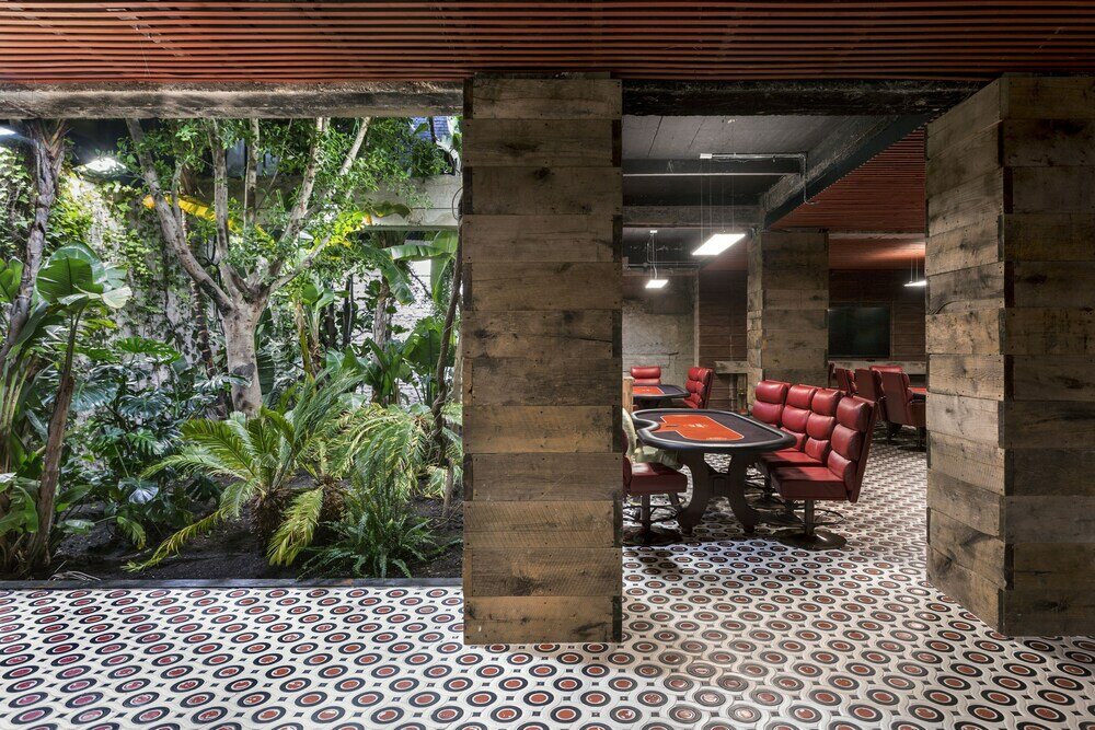 Фото Stamba Hotel