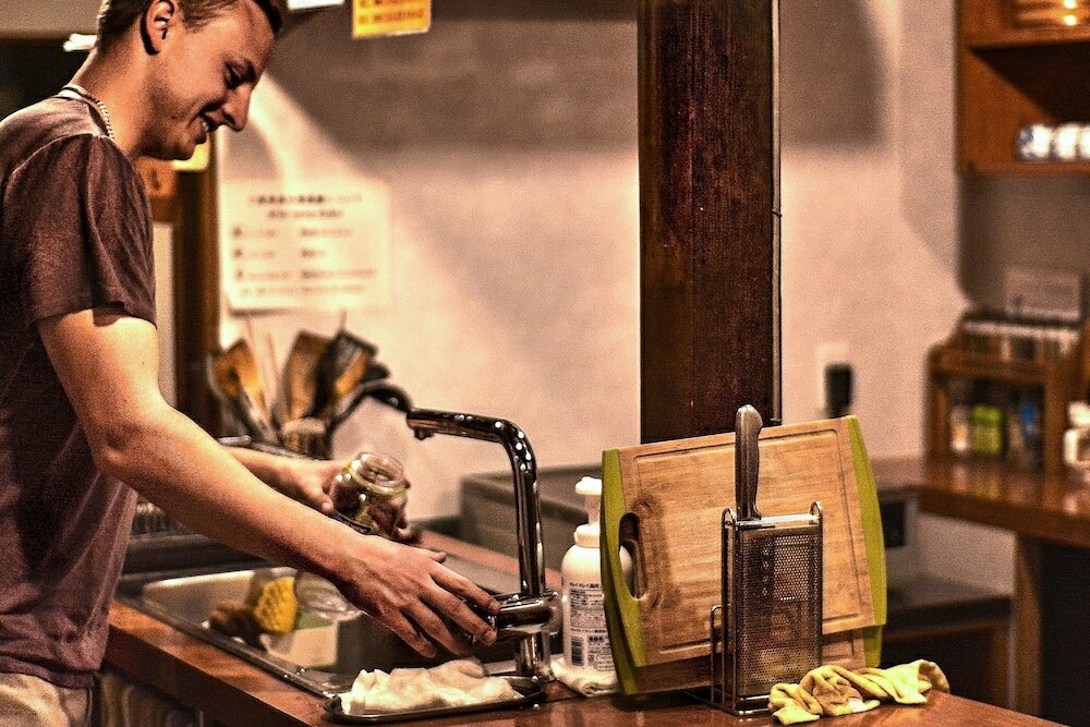 Фото Historical Ryokan Hostel K's House Ito Onsen