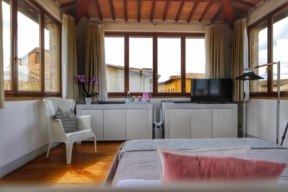 Фото B&b Le Logge Luxury Rooms