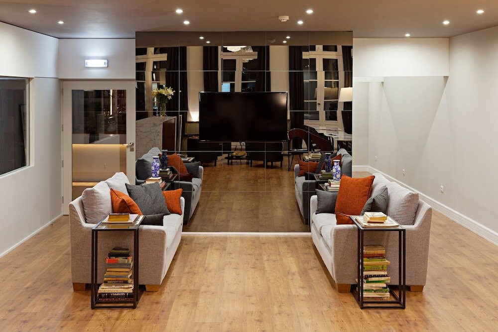 Фото B The Guest Downtown