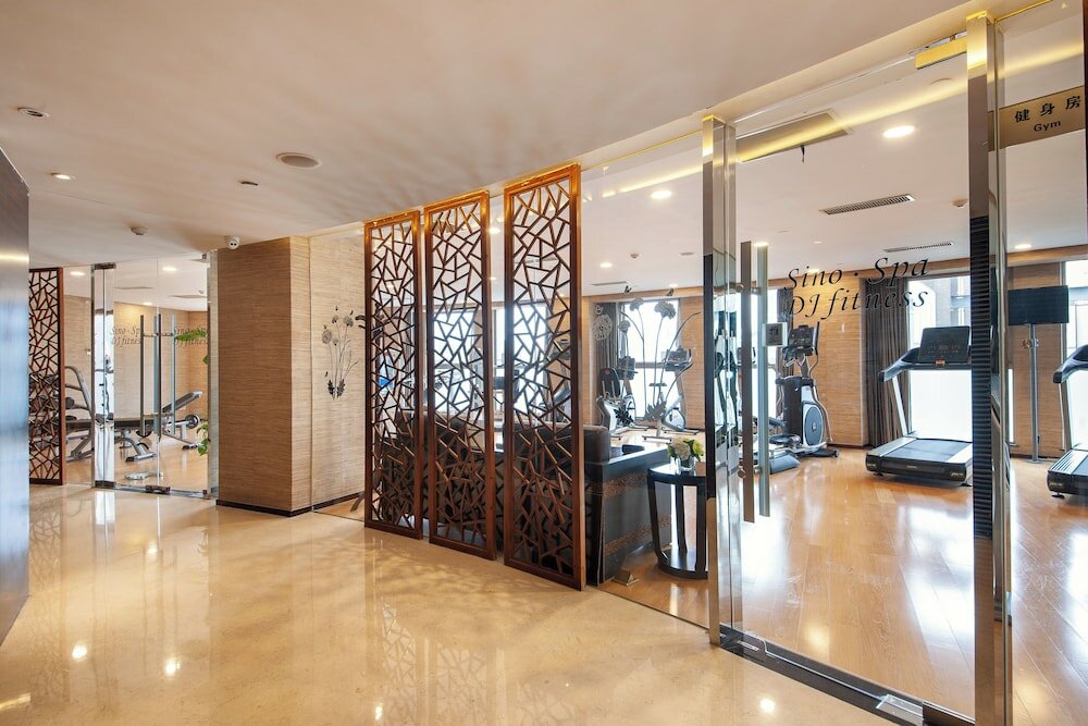 Фото Regal Jinfeng Hotel