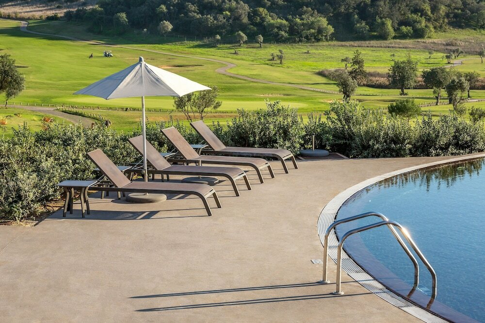 Фото Nau Morgado Golf & Country Club